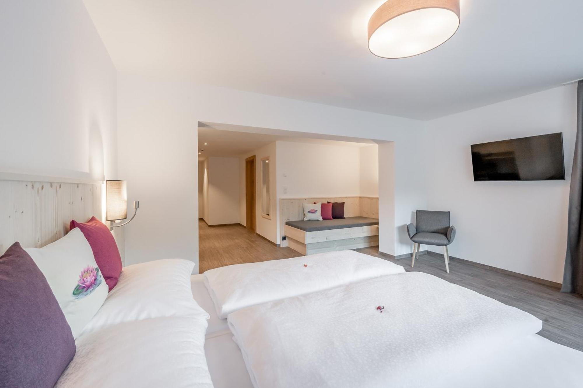 Seehueter'S Hotel Seerose Oetz Rom bilde